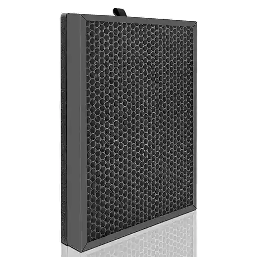 Air filter with visible carbon layer